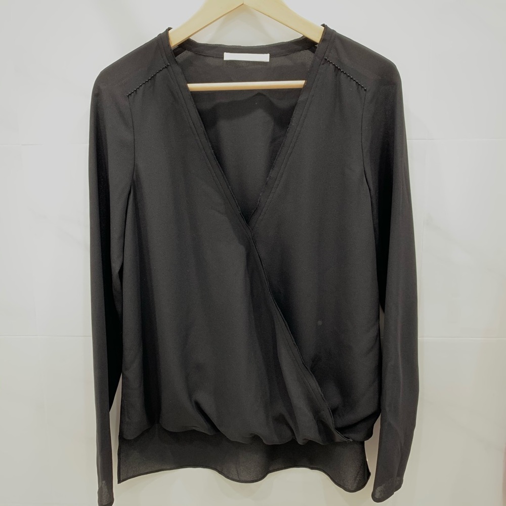 ⚡️New⚡️Long sleeve blouse
